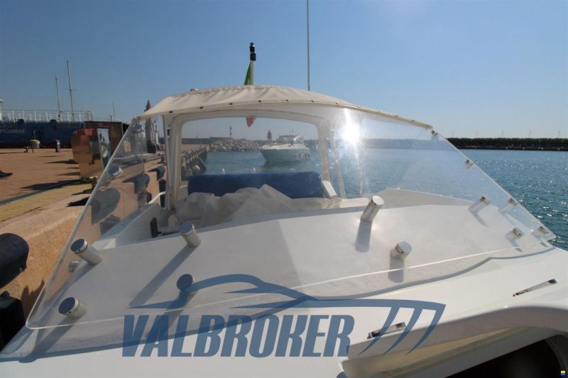 Tecnoyacht PUMA 2000