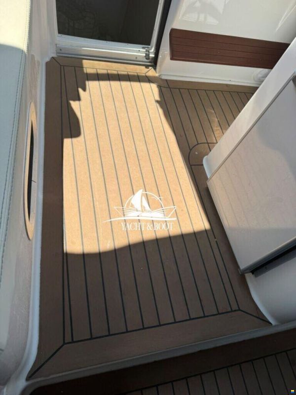 Saver 830 Cabin