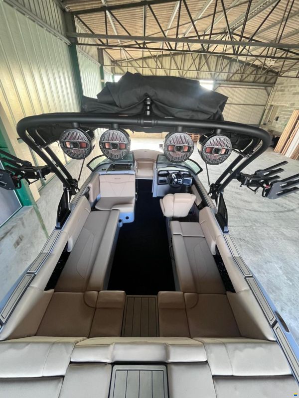 MasterCraft NXT23 | 2024 | Gris