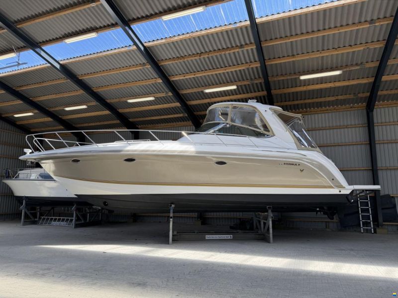 Formula 40 Performance Cruiser