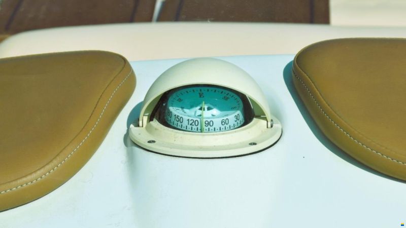 Chris Craft LAUNCH 28