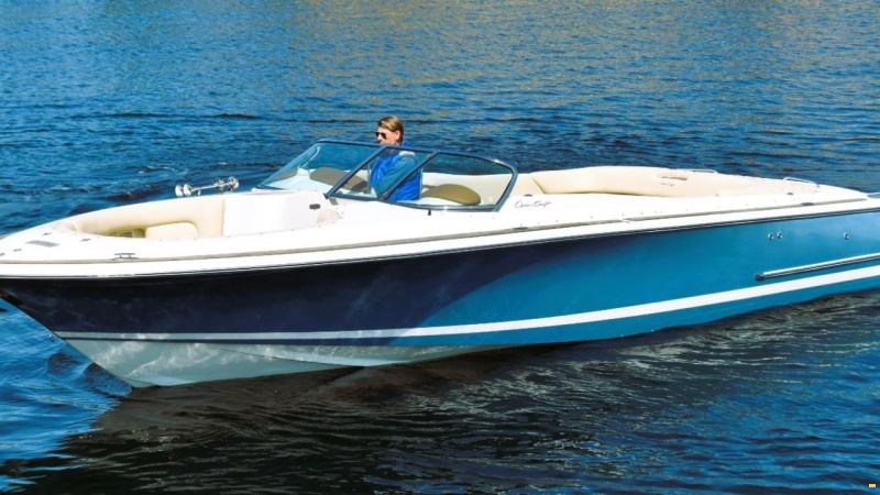 Chris Craft LAUNCH 28