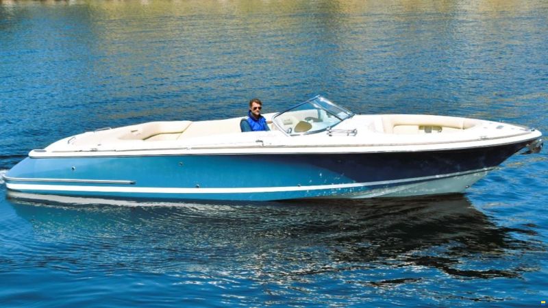 Chris Craft LAUNCH 28