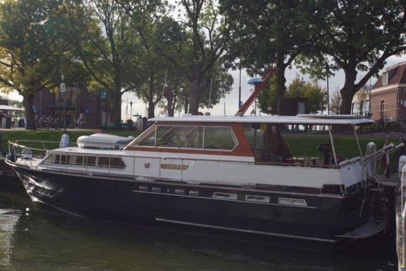 Lutje Motoryacht