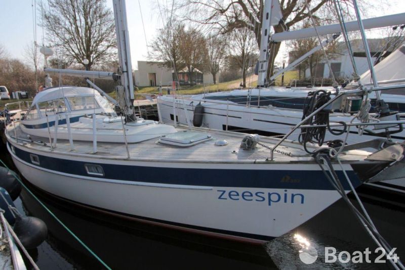 Hallberg rassy 352 0