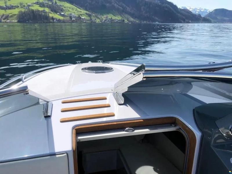 A. Mostes 255 Venere