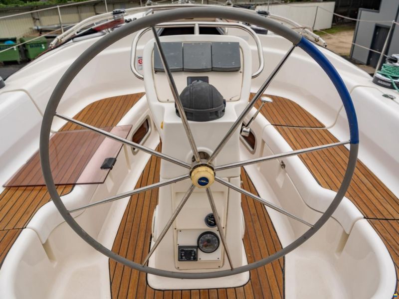 Bavaria 38