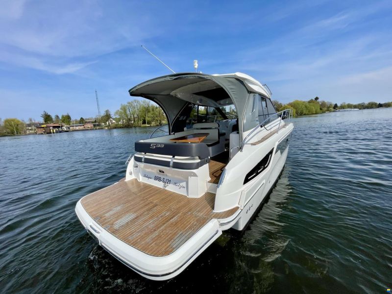 Bavaria S33 HT