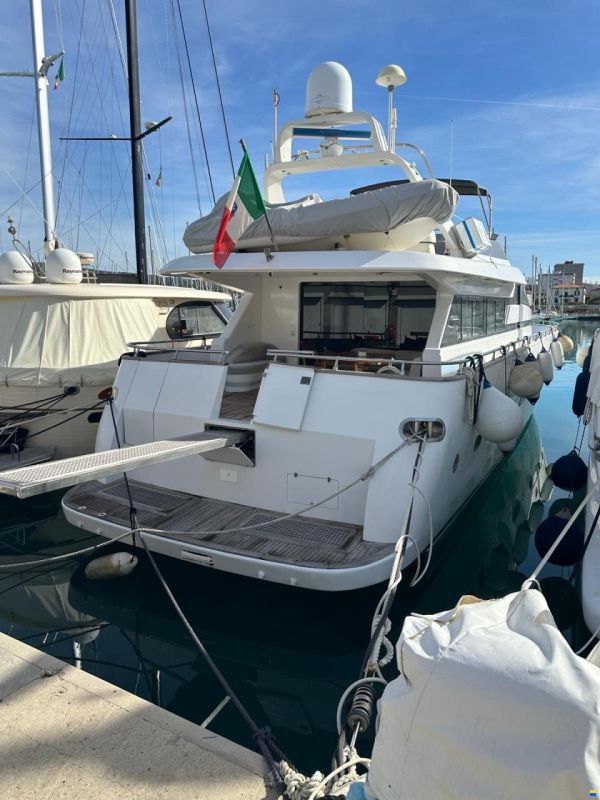 Maiora 22