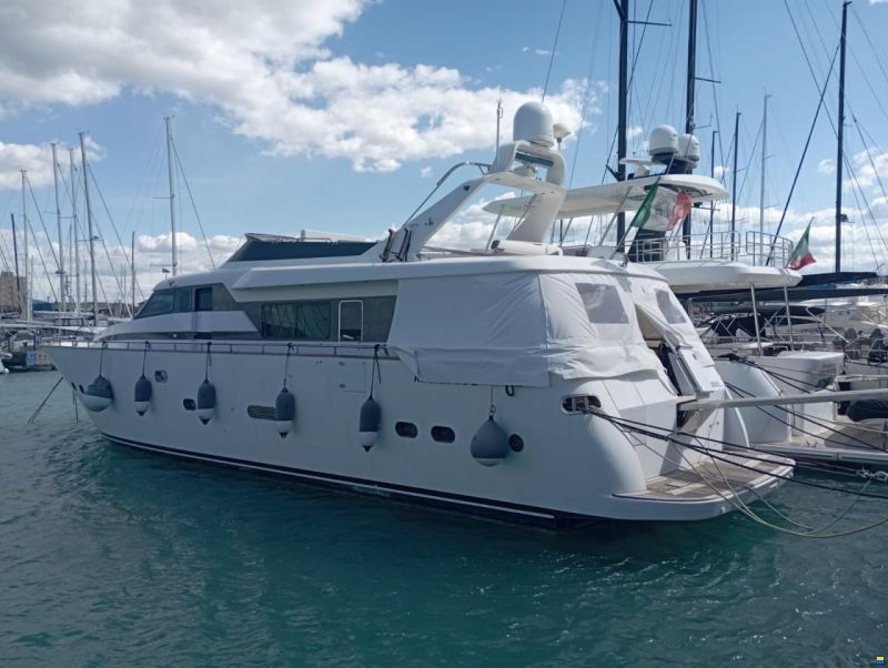 Maiora 22