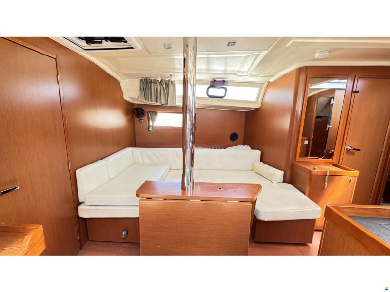 Beneteau Oceanis 41.1