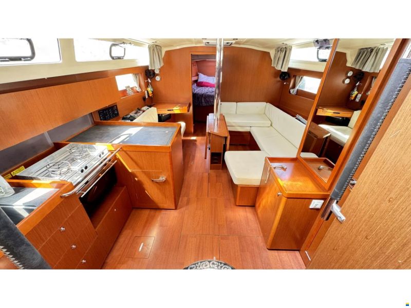 Beneteau Oceanis 41.1