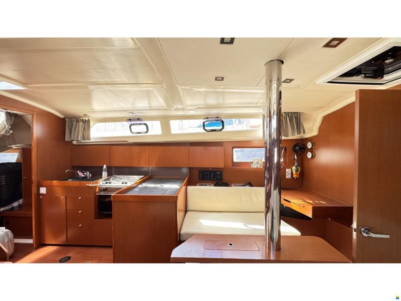 Beneteau Oceanis 41.1