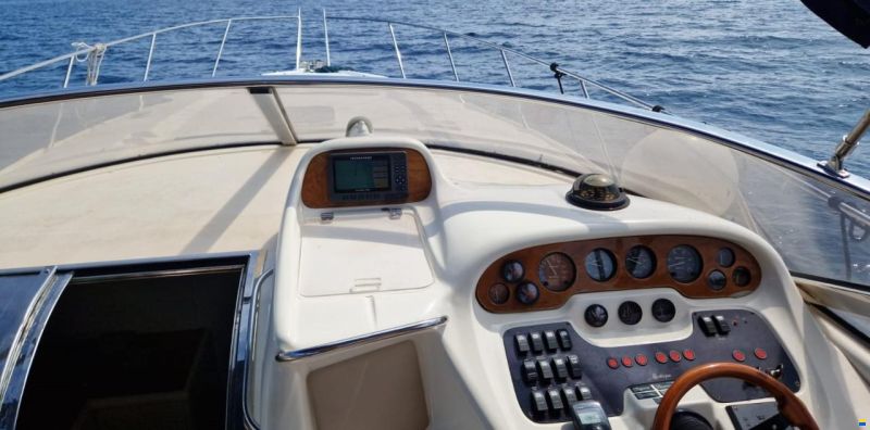 Sunseeker Mustique 42