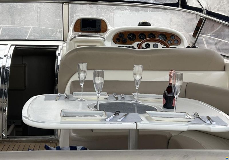 Sunseeker Mustique 42