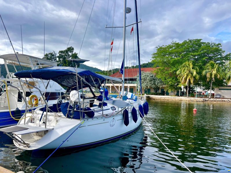 Dufour Classic 36