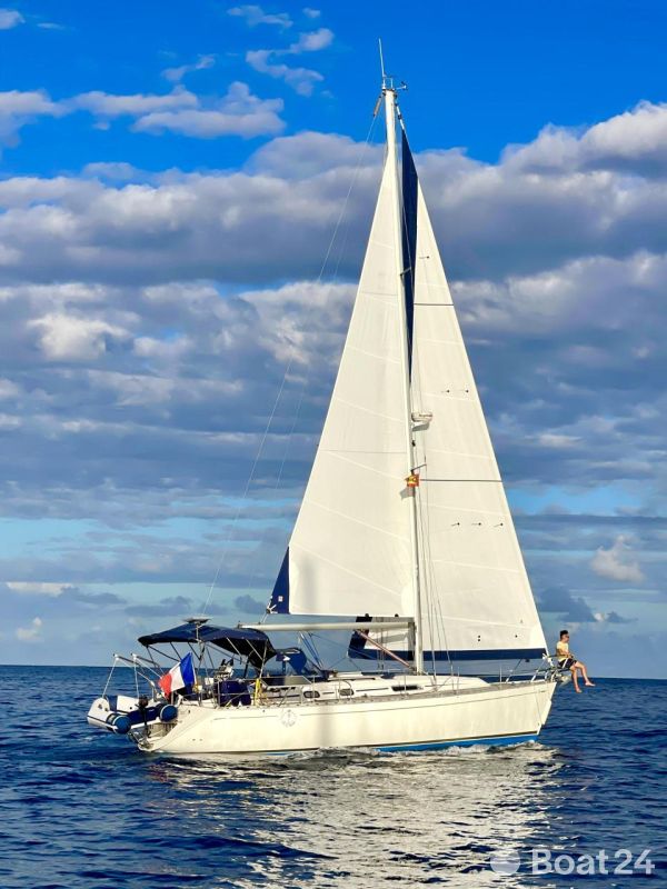 Dufour Classic 36