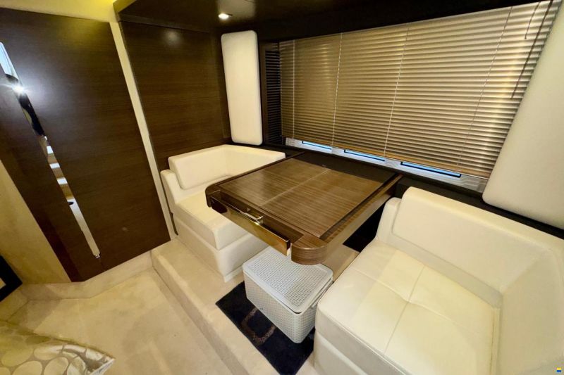Azimut 55S