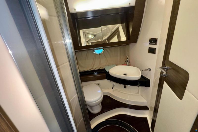 Azimut 55S