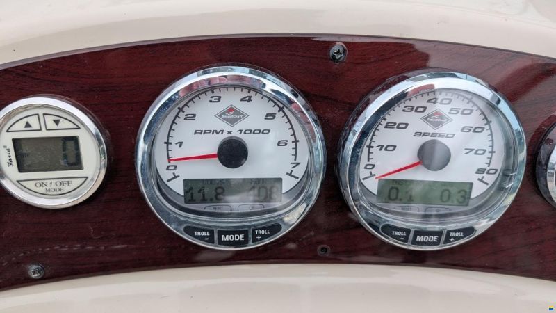 Maxum 2500 SE