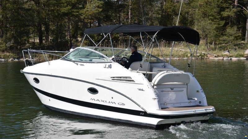 Maxum 2500 SE