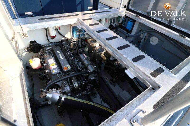 Blue Spirit 10.00 cabin