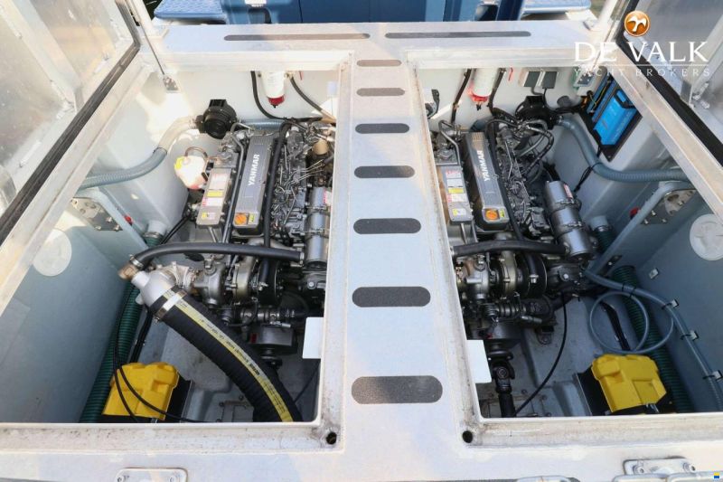 Blue Spirit 10.00 cabin