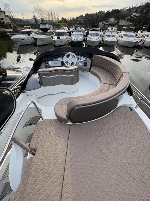 Azimut 42