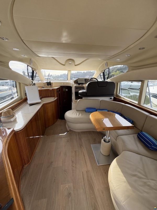 Azimut 42
