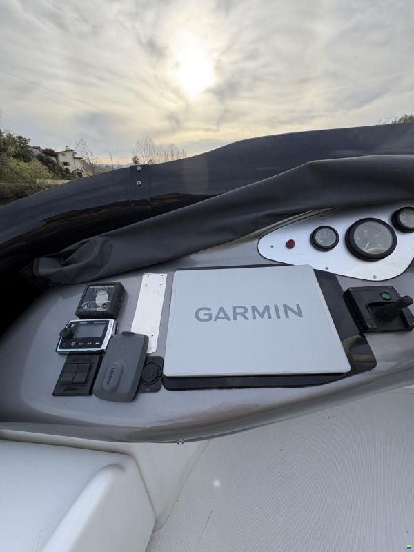Azimut 42
