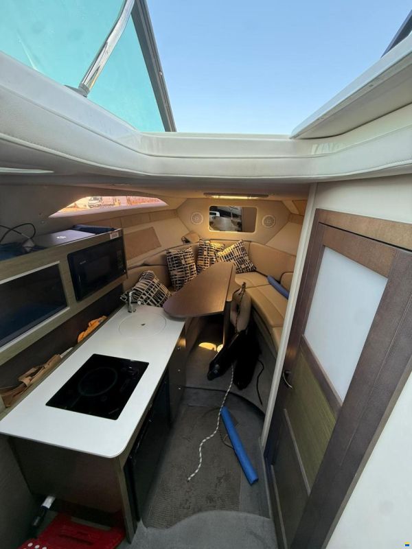 Bayliner 855 Cruiser