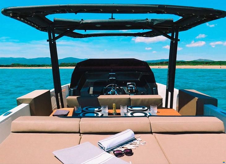 De Antonio Yachts D28 Open