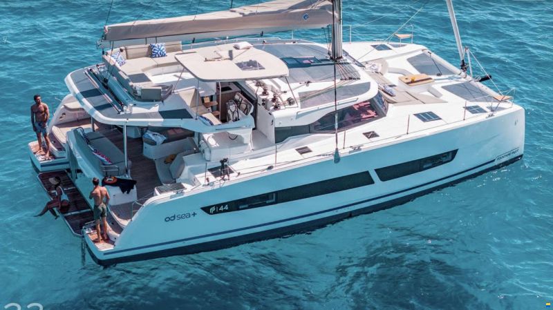 Fountaine Pajot 44