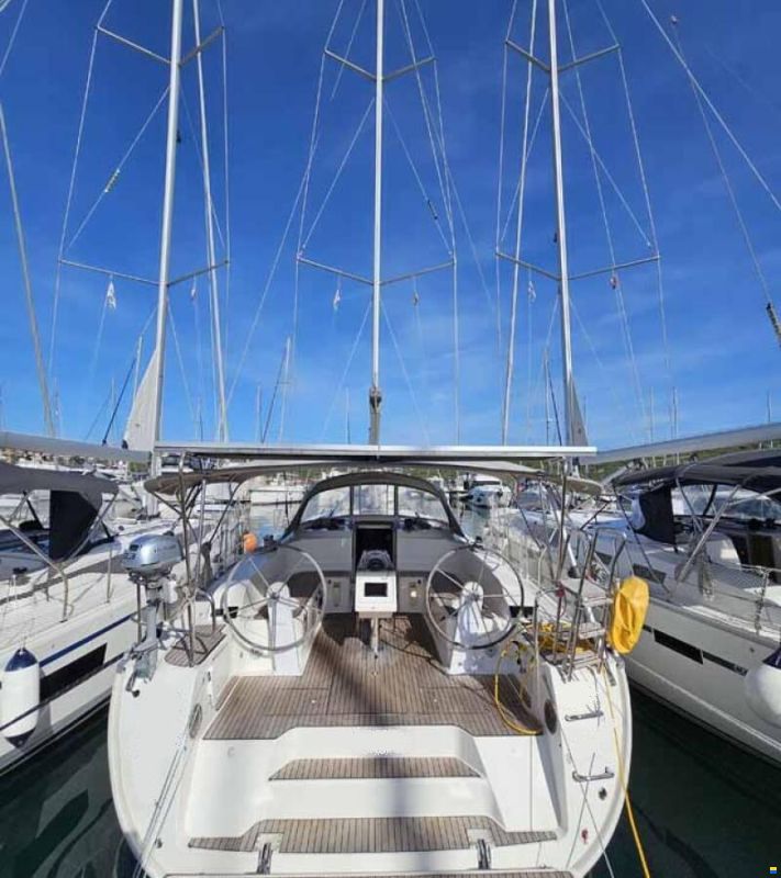 Bavaria 46 Cruiser A/C NEW ENGINE