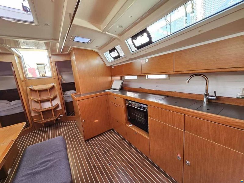 Bavaria 46 Cruiser A/C NEW ENGINE