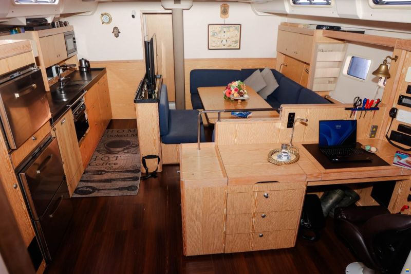 Hanse 575