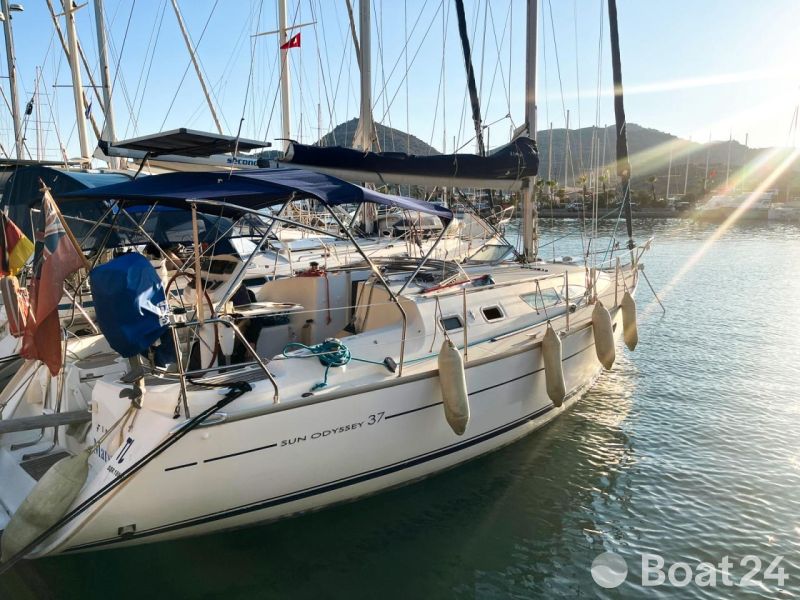 Jeanneau Sun Odyssey 37