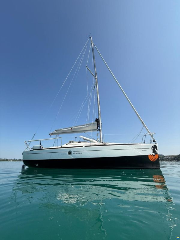 Beneteau First 211 &ndash;