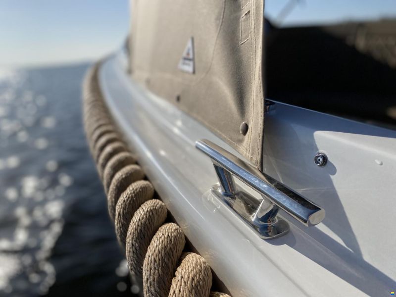 Oud Huijzer 650 Tender