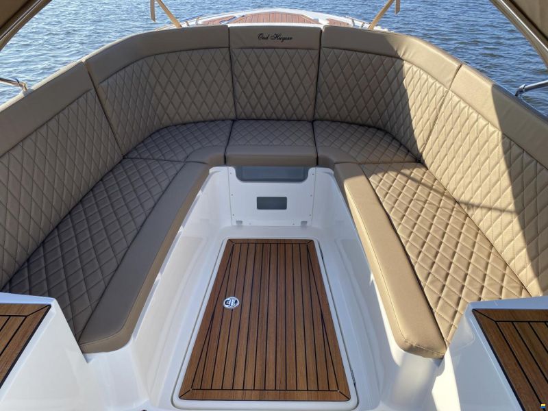 Oud Huijzer 650 Tender
