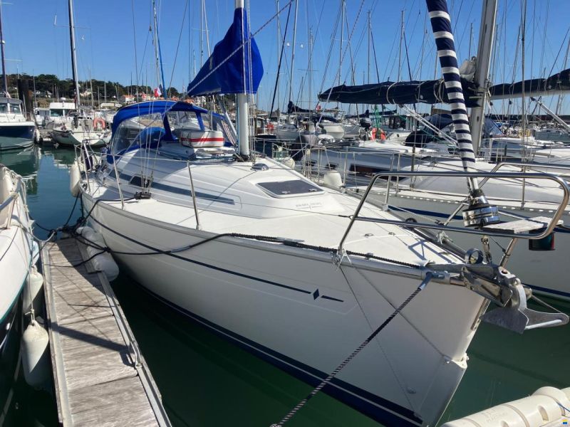 Bavaria 32