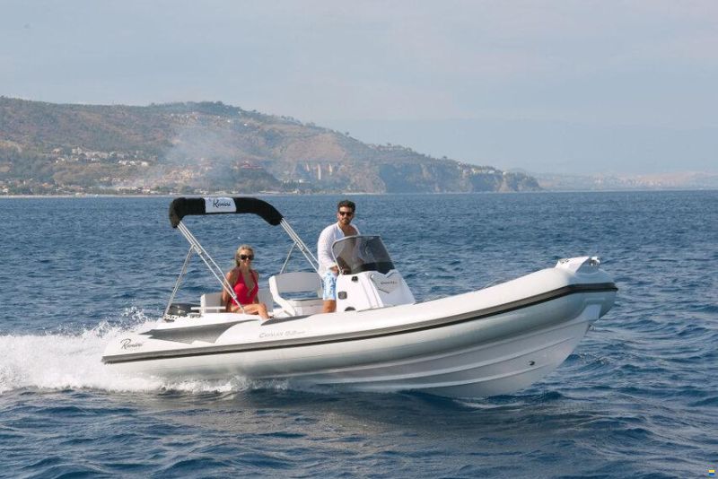 Ranieri GOMMONE RANIERI CAYMAN 19 ESPOSITIVO 202