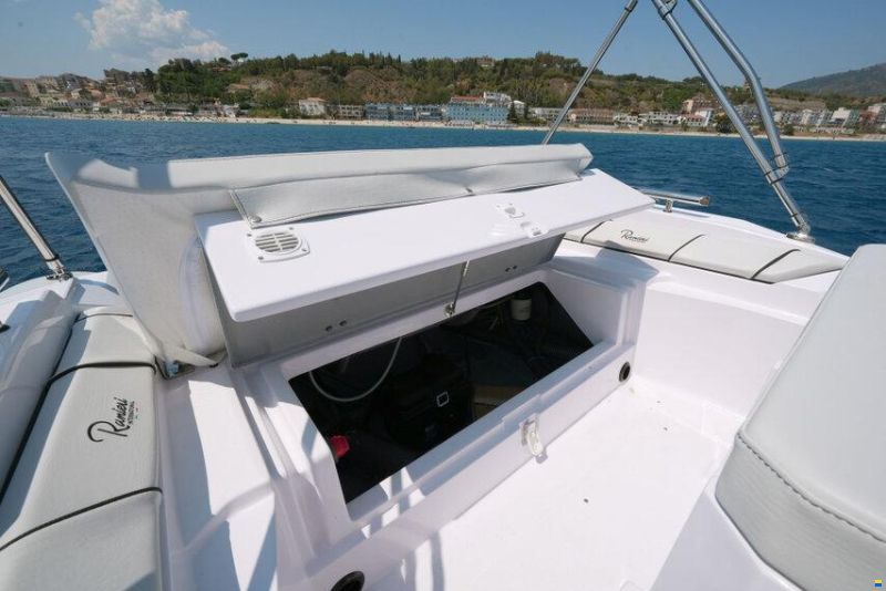 Ranieri GOMMONE RANIERI CAYMAN 19 ESPOSITIVO 202