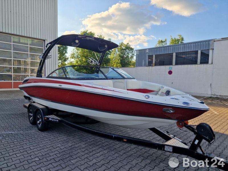 Bryant 233X Walkabout