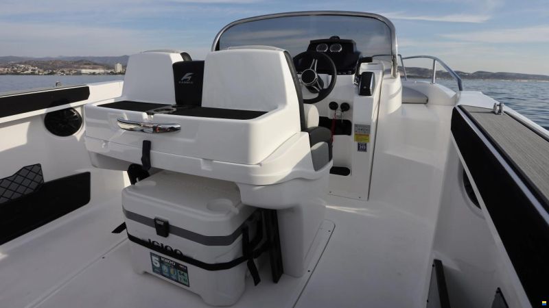 Karnic SL692 Sundeck
