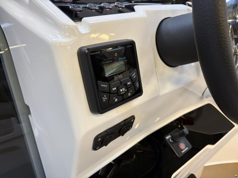 Karnic SL742 Sundeck