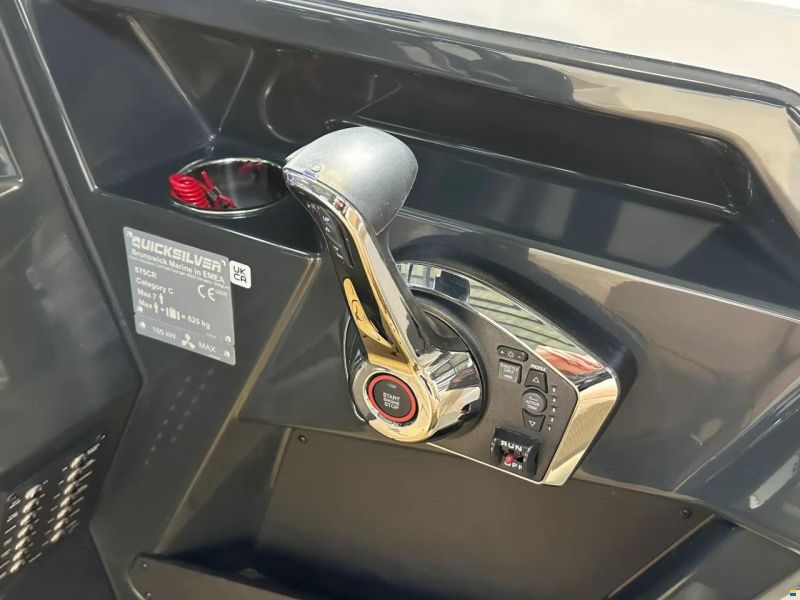 Quicksilver 675 Cruiser
