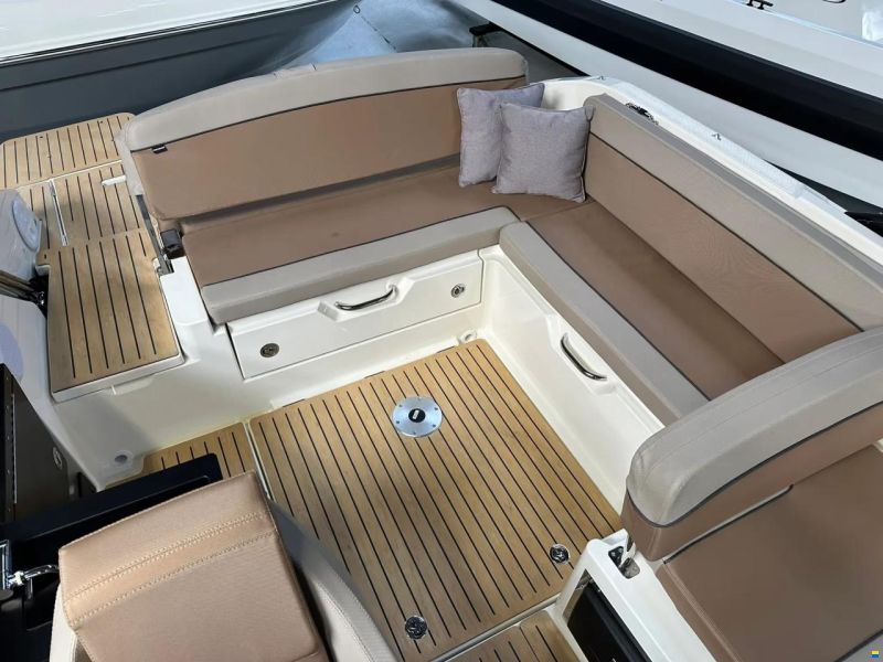 Quicksilver 675 Cruiser