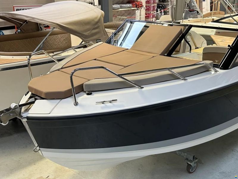 Quicksilver 675 Cruiser