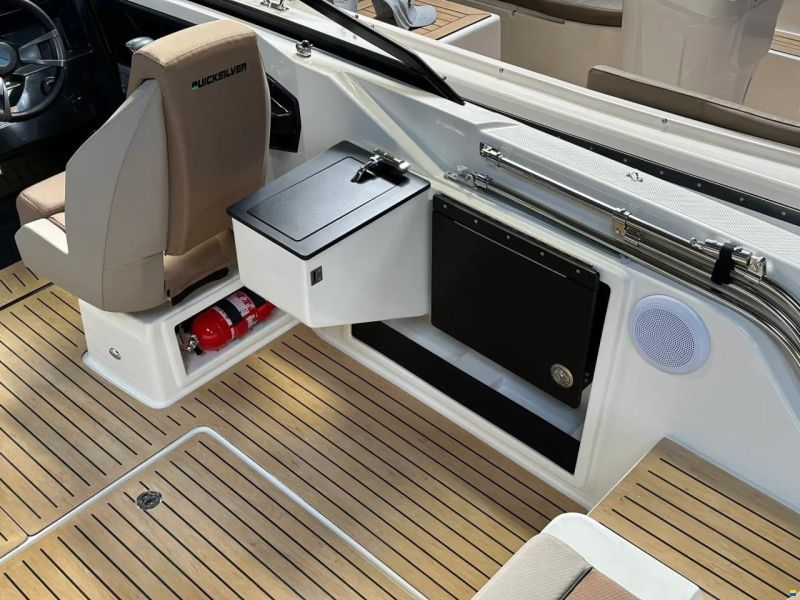 Quicksilver 675 Cruiser